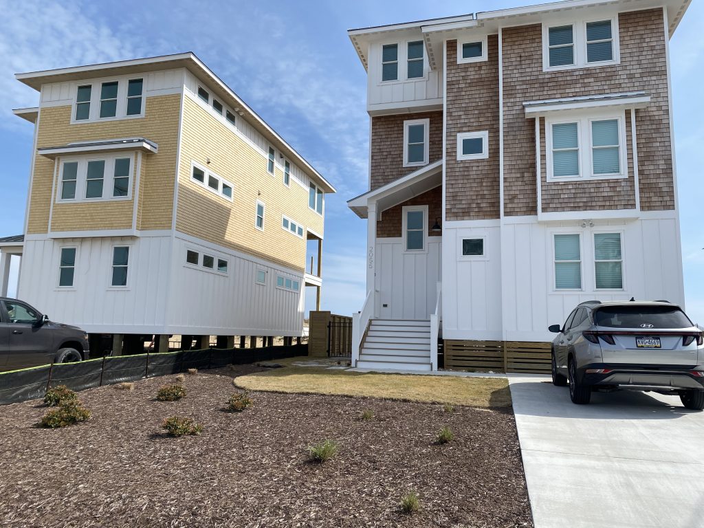 How long do cedar shakes and shingles last